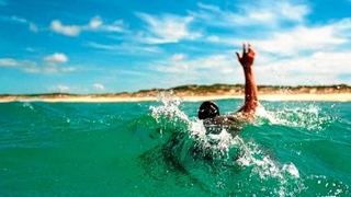 Boğulmaktan kurtarıldı; Ceza yememek için kaçtı