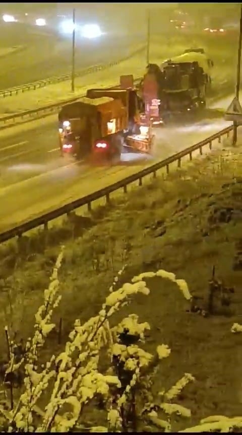 Bolu-Ankara sınırında kar yağışı etkili oluyor