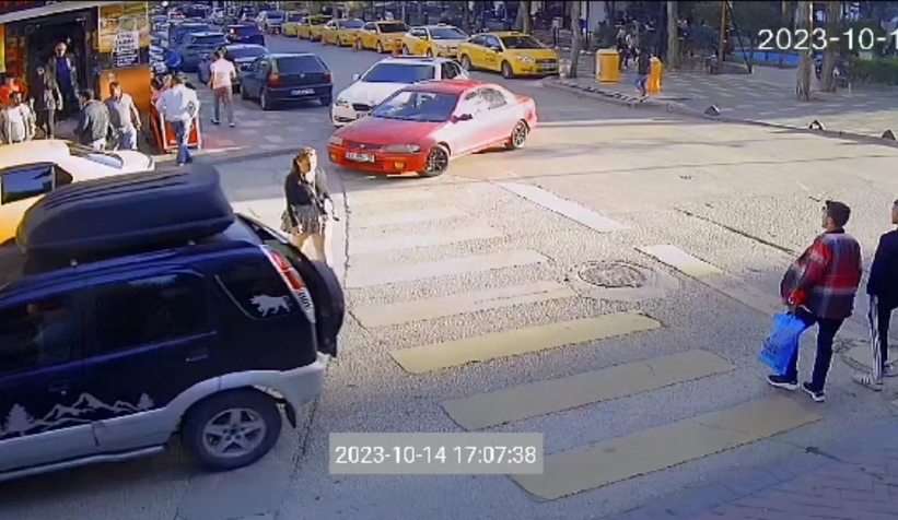 Bolu'da deprem anı kamerada