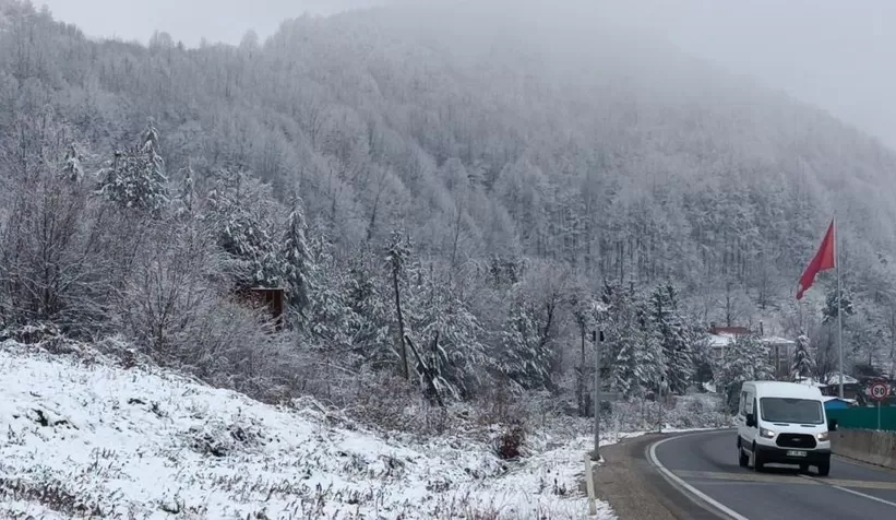 Bolu Dağı beyaz örtüyle kaplandı