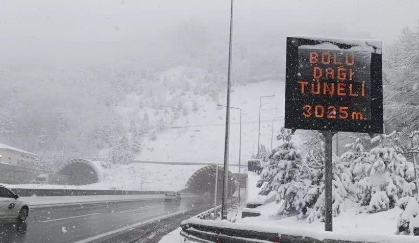 Bolu Dağı'nda kar kalınlığı 15 santimetreye ulaştı