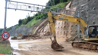 Bolu Dağı Tüneli’nde hummalı çalışma