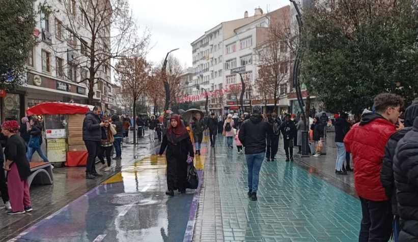 Bolu’da eğitime deprem arası