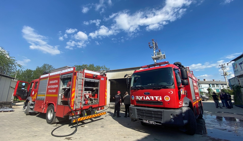 Boya atölyesinde yangın