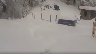 Boztepe'de yollar açılmadı, vatandaş tepkisini böyle gösterdi