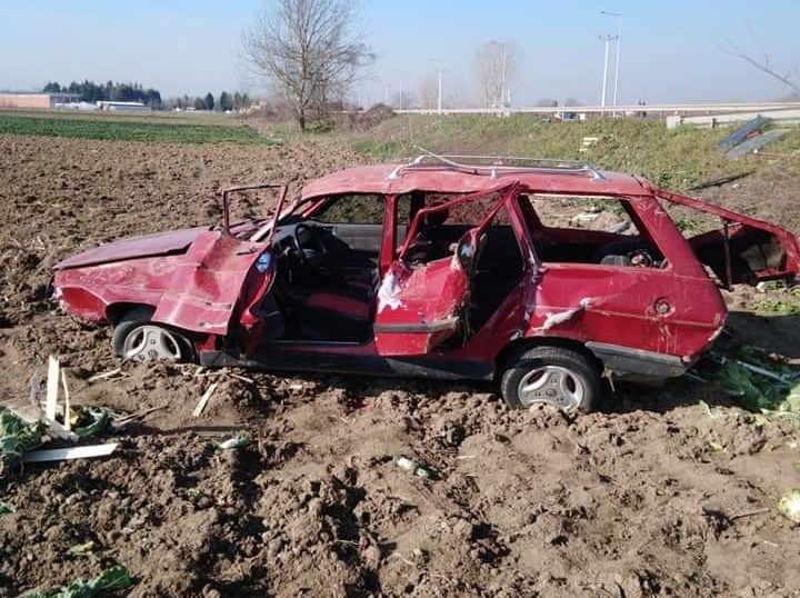 Bu araçtan yaralı kurtuldu