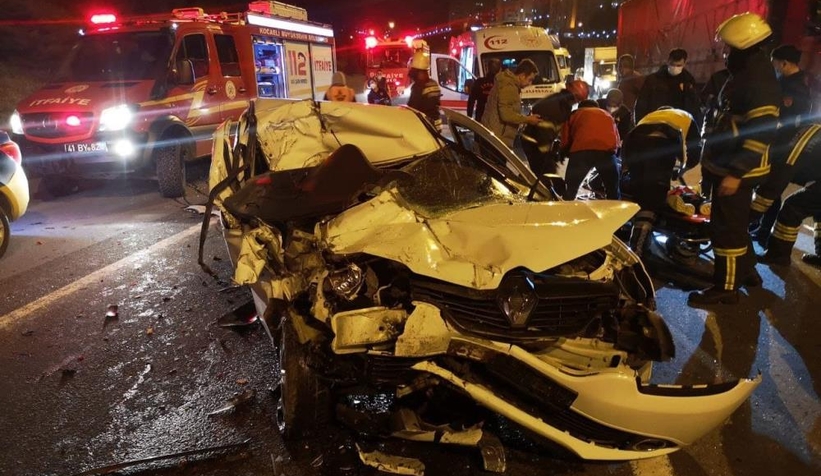 Bu araçtan yaralı kurtuldu