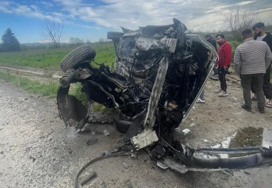 Bu araçtan yaralı kurtuldu