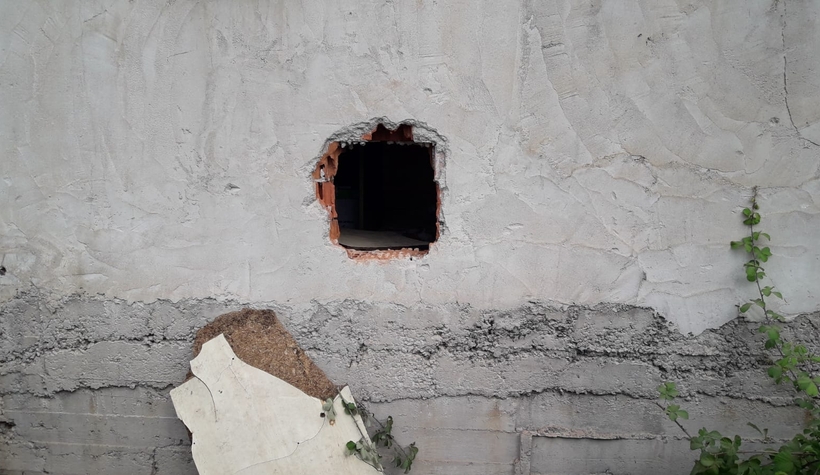 Bu delikten girip 45 bin lira çaldı