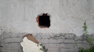 Bu delikten girip 45 bin lira çaldı