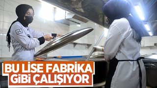Bu lise fabrika gibi çalışıyor