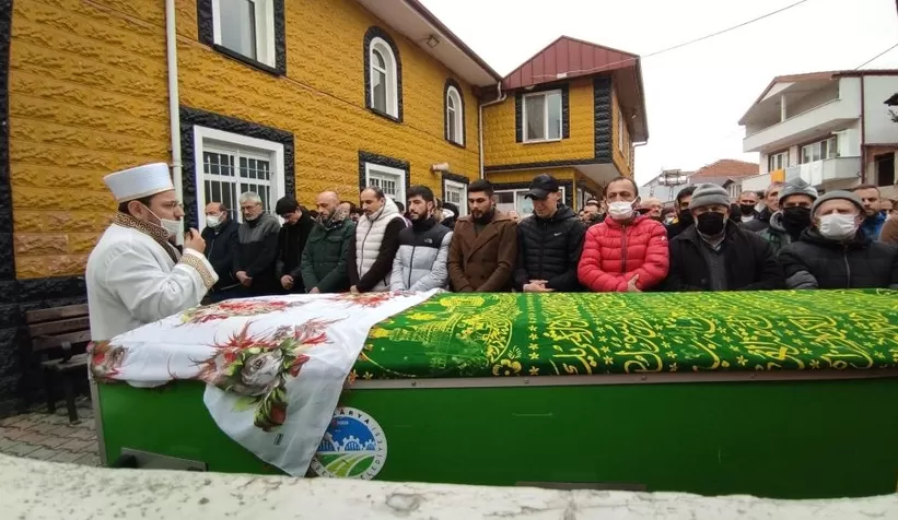 Buket gözyaşları içinde toprağa verildi