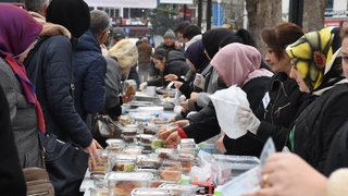  Burada satılan her şey depremzedeler için