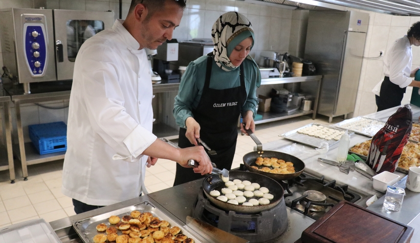 Buradan yetişen aşçı futbolcu kadar maaş alıyor