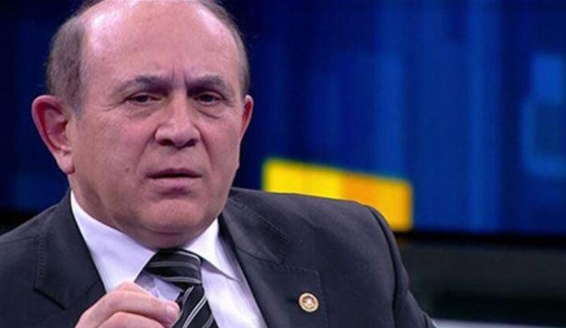 Burhan Kuzu korona nedeniyle hayatını kaybetti