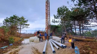 Büyükşehir 200 metre derinden suyu çıkarıp sorunu çözdü