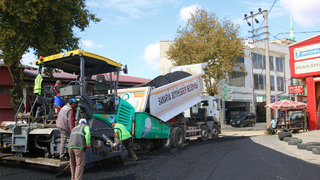 Büyükşehir, 3 ilçede  asfalta başladı