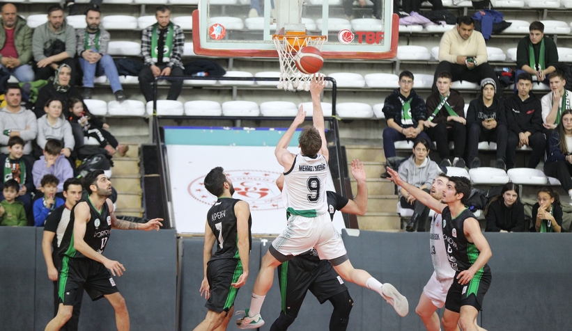 Büyükşehir basketbol Play-Off biletini kaptı: 90-85