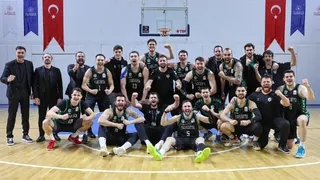 Büyükşehir Basketbol şampiyonluk kupası için parkeye çıkıyor
