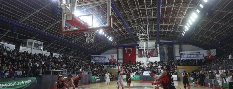 Büyükşehir Basketbol’dan farklı galibiyet