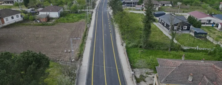 Büyükşehir Belediyesi Altındere'de asfalt çalışmasını yarıladı