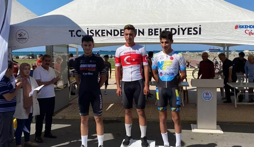 Büyükşehir Bisiklet Takımı’ndan bir başarı daha