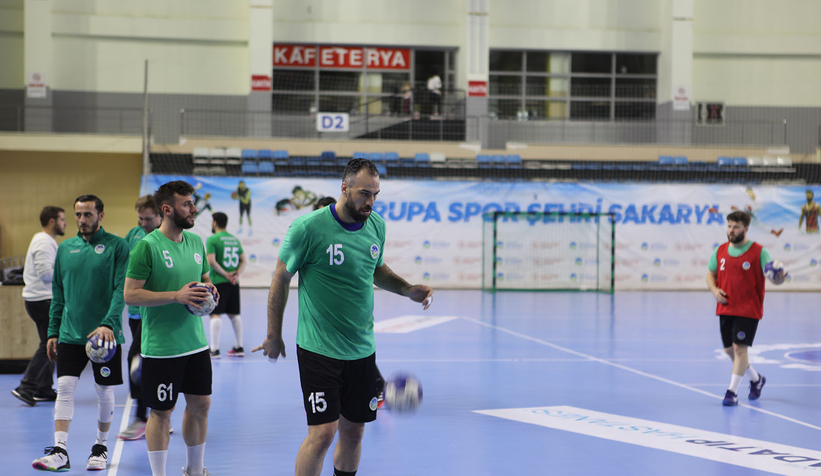 Büyükşehir hentbol gözünü şampiyonluğa dikti: Hedef kupa!