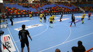 Büyükşehir Hentbol kupaya yarı finalde veda etti