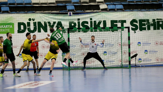 Büyükşehir hentbol play-offlara galibiyetle başladı