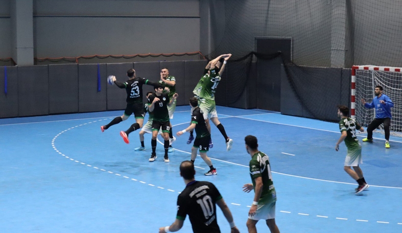 Büyükşehir hentbol zirve takibini sürdürüyor