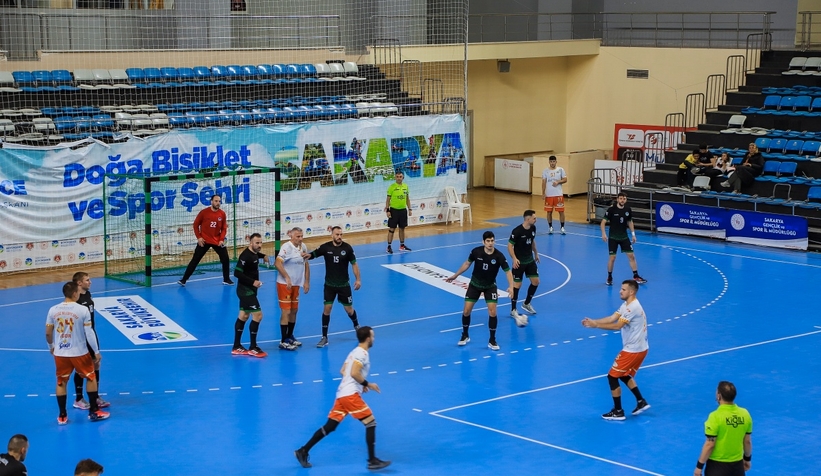 Büyükşehir Hentbol’un konuğu Spor Toto