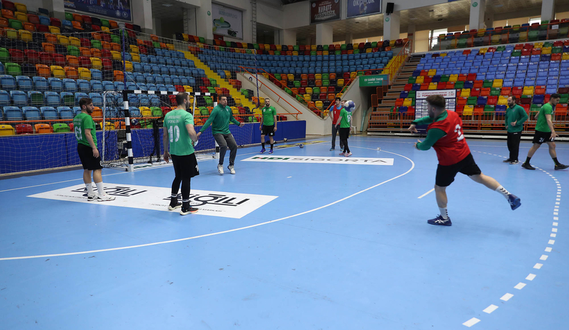 Büyükşehir Hentbol’un yarı finalde rakibi Beykoz