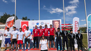 Büyükşehir'in kanocuları tarih yazdı