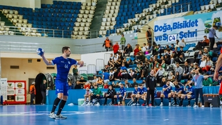 Büyükşehir İzmir’i rahat geçti