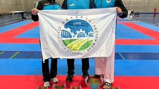 Büyükşehir karatecileri başarıya doymuyor