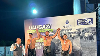 Büyükşehir pehlivanları er meydanını boş bırakmıyor