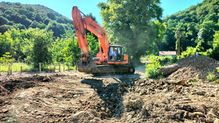 Büyükşehir sel bölgesinde yoğun çalışıyor