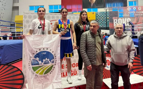 Büyükşehir sporcusu Ece’den gururlandıran başarı