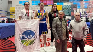 Büyükşehir sporcusu Ece’den gururlandıran başarı