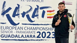 Büyükşehir sporcusundan derece geldi  