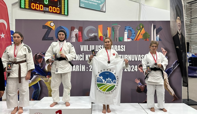 Büyükşehir sporda dünyanın her yerinde Sakarya imzasını attı