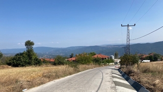 Büyükşehir V Kanal imalatı ile yolları koruyor