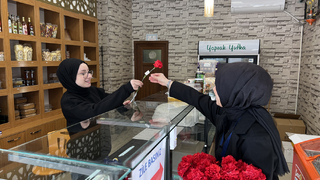 Büyükşehir vatandaşların kandil sevincini paylaştı