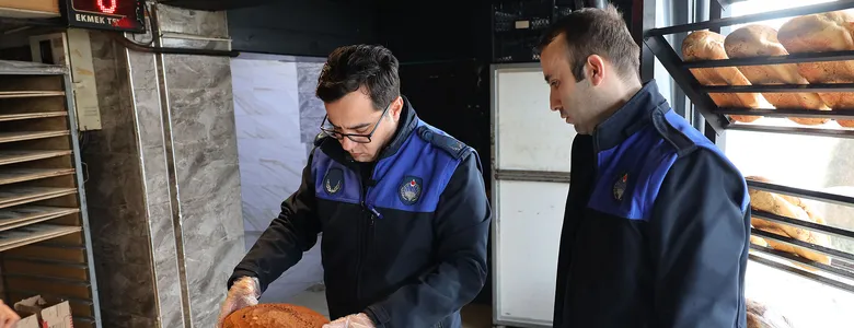 Büyükşehir Zabıtası Ramazan öncesi fırınları tek tek denetledi