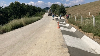 Büyükşehir ‘V Kanal’ çalışmalarına Geyve’de devam ediyor