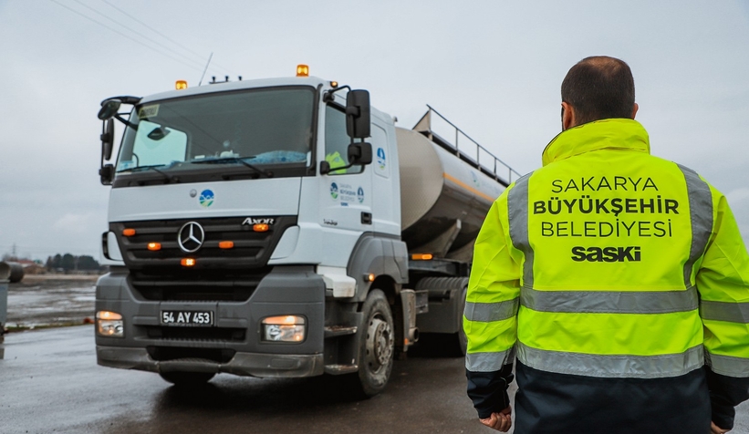 Büyükşehir’den depremzedelerin su sorununa geçici çözüm