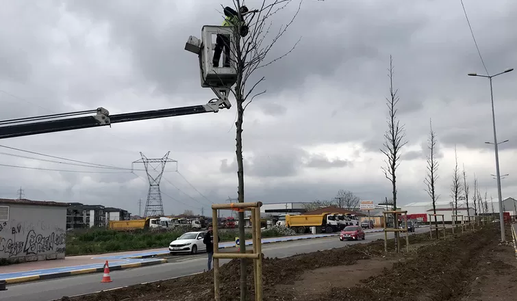 Büyükşehir’den Şehit İlhan Aras’ta ilkbahar dokunuşu