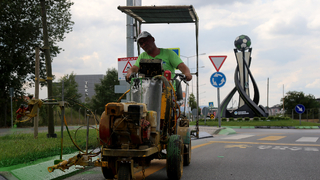 Büyükşehir’den şehrin önemli güzergâhlarına estetik dokunuş