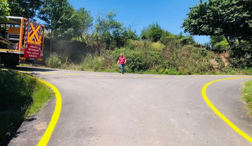 Büyükşehir’den Söğütlü ve Ferizli’ye estetik katan dokunuş