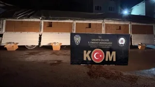 Tırda milyonlarca kaçak makaron ele geçirildi